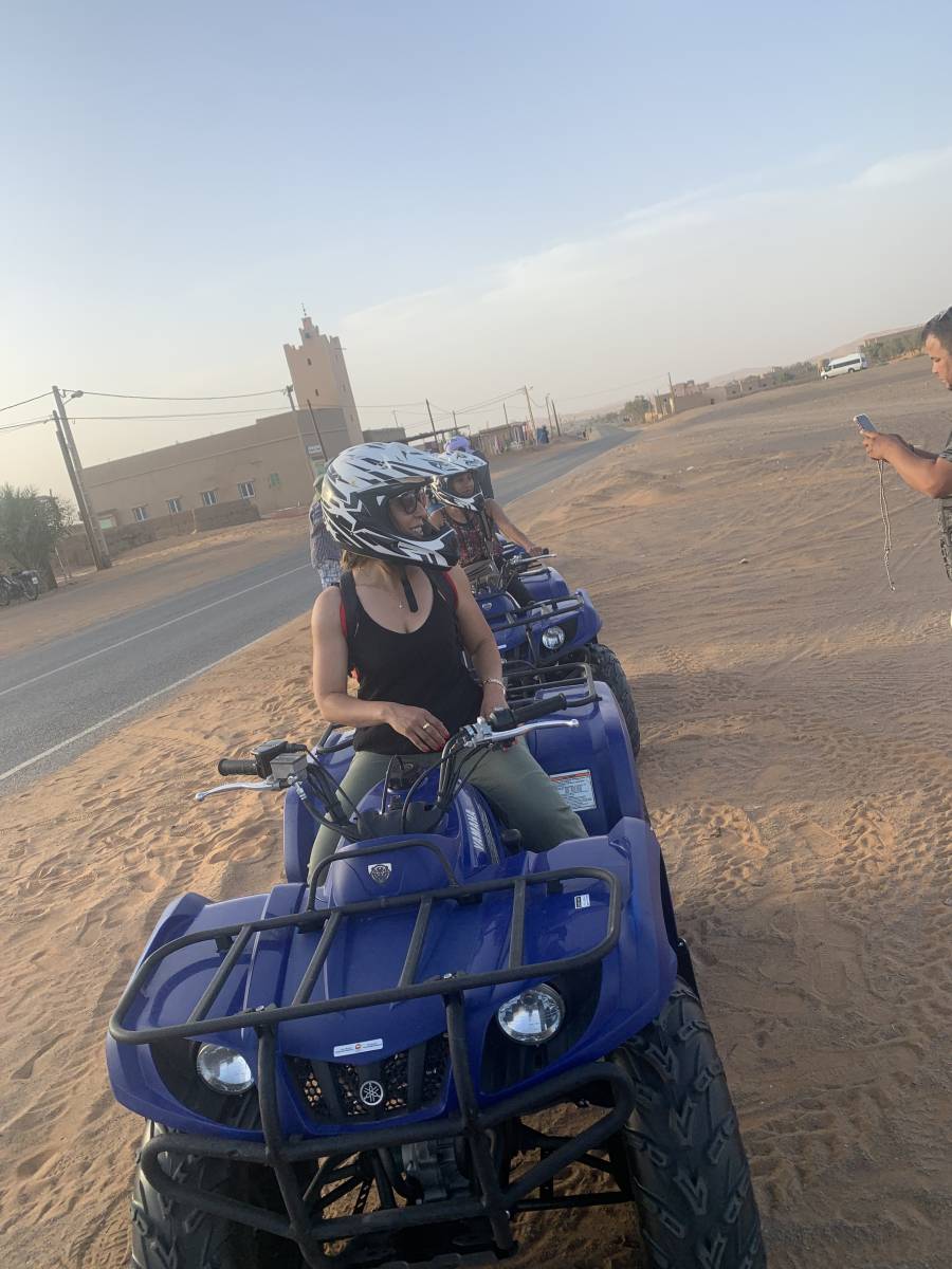 Organiser une cousinade dans le désert de Merzouga ou à Marrakech au Maroc